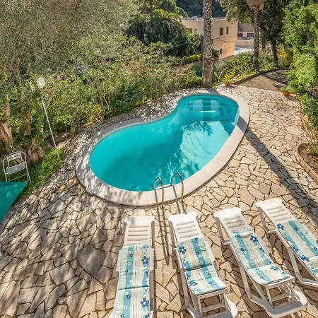 Holiday home Nice In With 2 Bedrooms And Outdoor Swimming Pool *